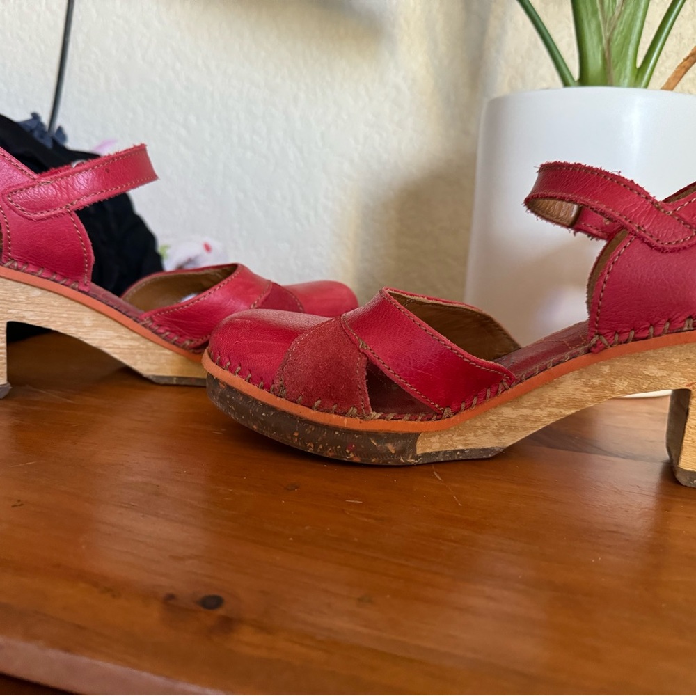 Red Leather Heels with Chunky Wooden Heel - Picture 5 of 12